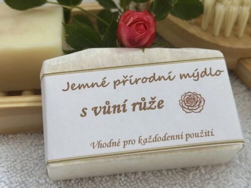 Jemné přírodní mýdlo s vůní růže